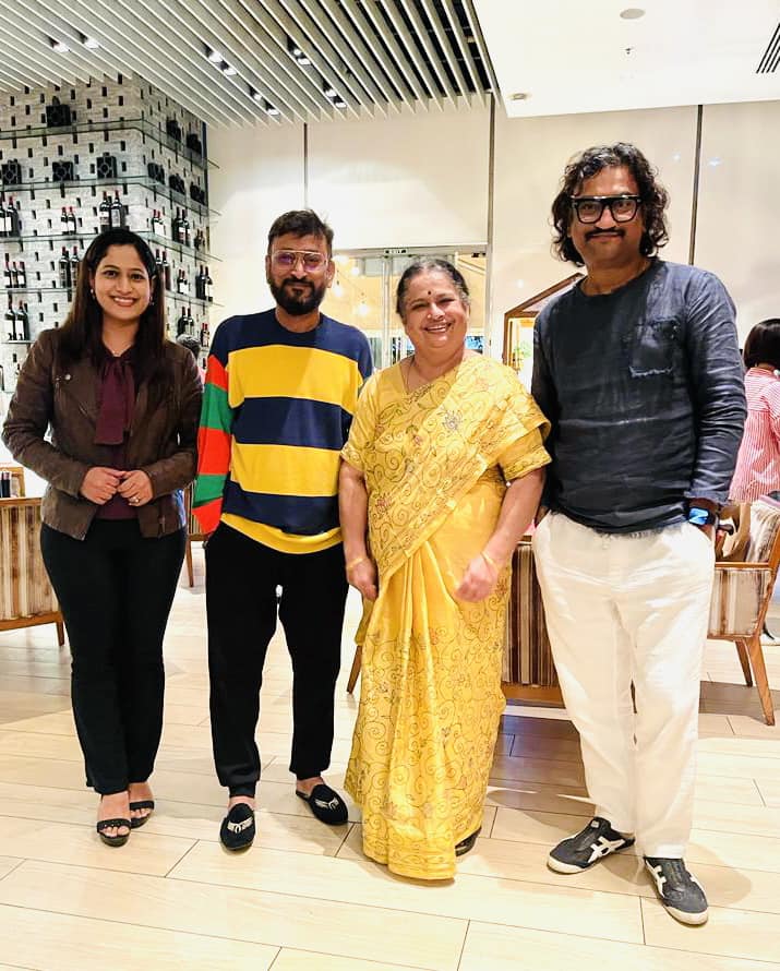 Kkomal Krusshna with renowned artist