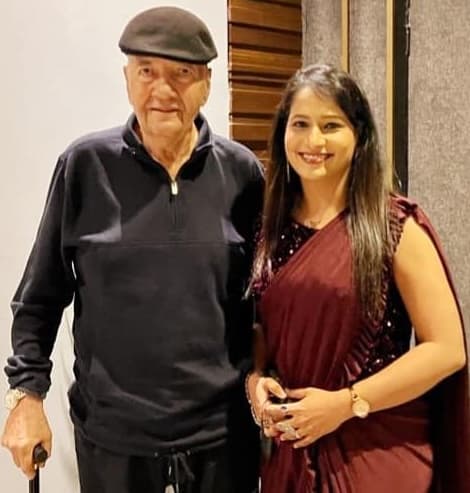 Kkomal Krusshna at award ceremony