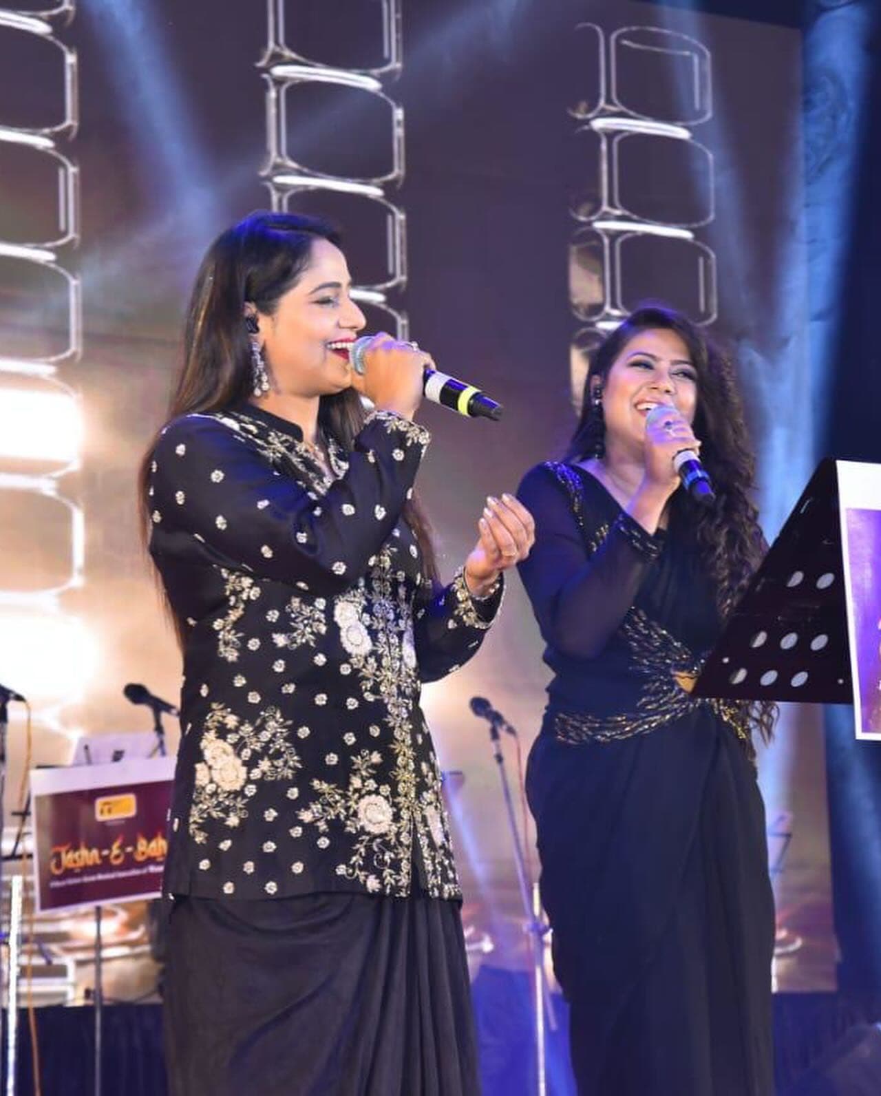 Kkomal Krusshna performing at wedding event
