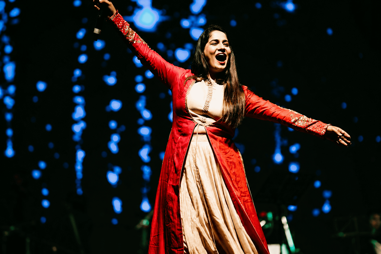 Kkomal Krusshna - Professional Singer and Live Performer